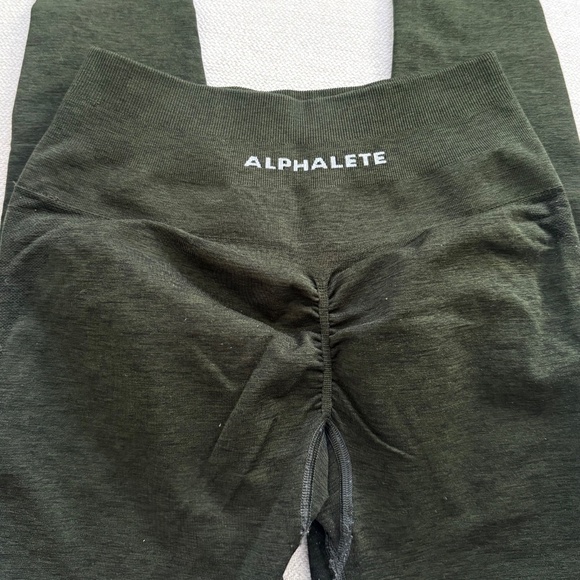 $75 for 3 Alphalete Amplify Leggings - Picture 7 of 9